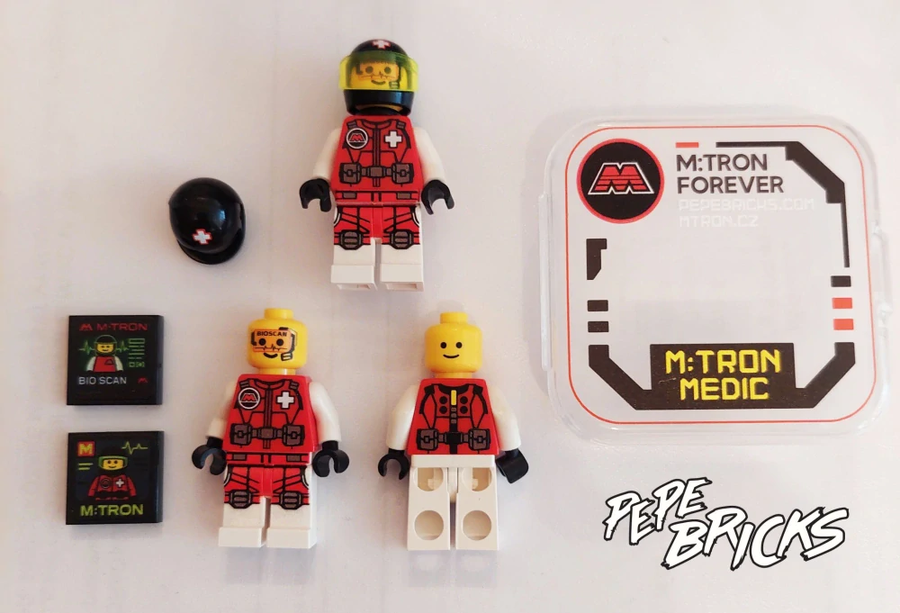 MINIFIGURE 18 - M:TRON MEDIC SET with BOX